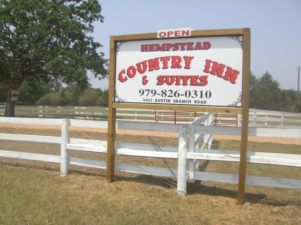 Hempstead Country Inn & Suites Eksteriør bilde