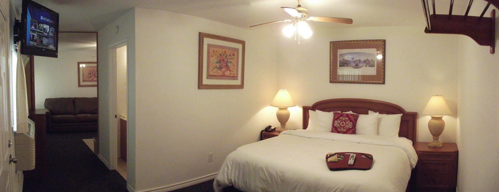 Hempstead Country Inn & Suites Eksteriør bilde